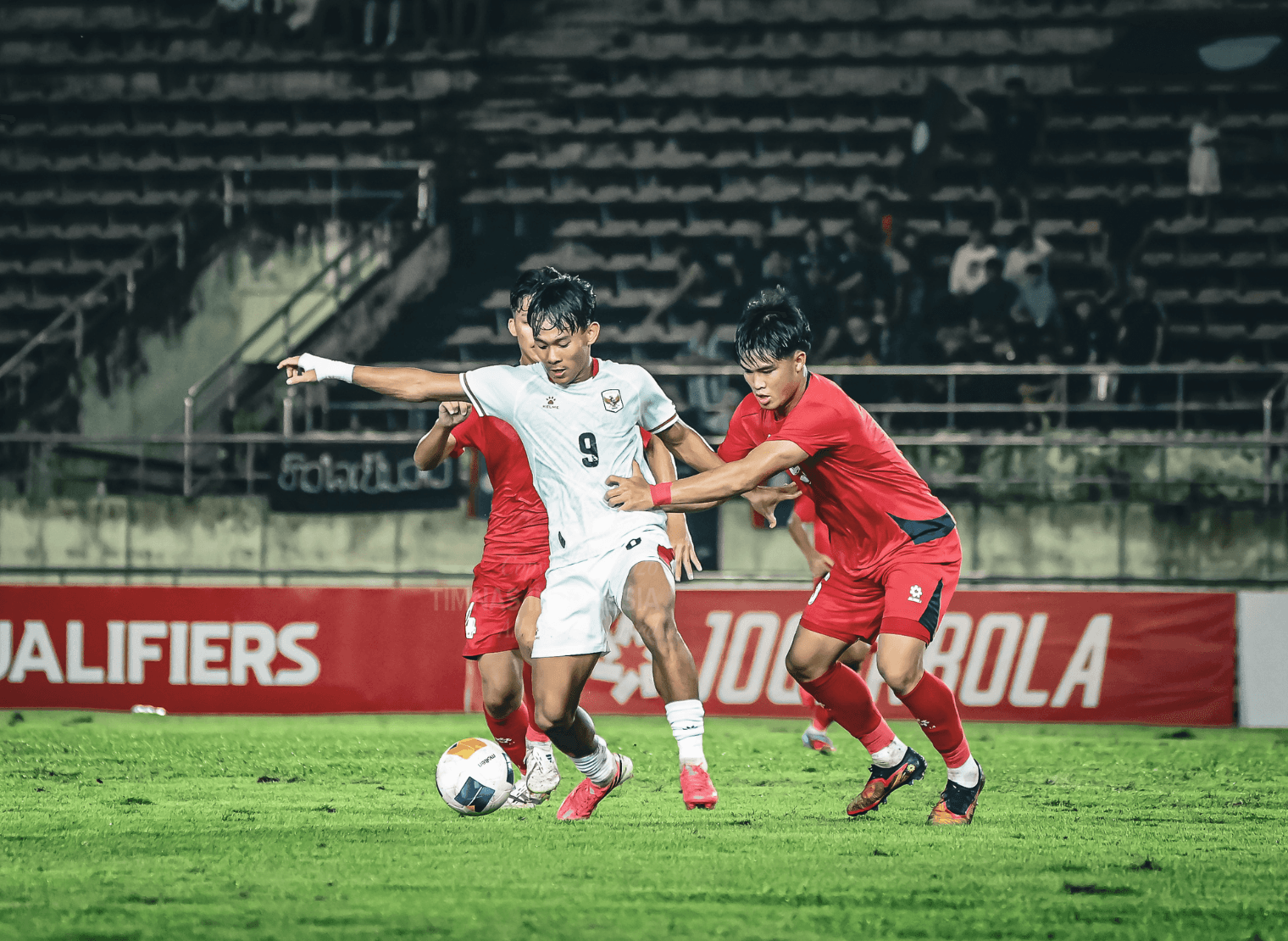 Garuda Muda Taklukkan Laos 3-0, Naik ke Puncak Grup H